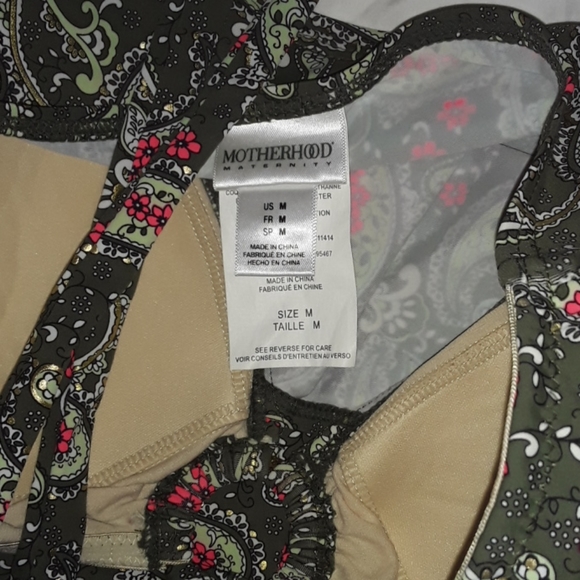 Motherhood Maternity 2 pieace swimsuit - Picture 4 of 5